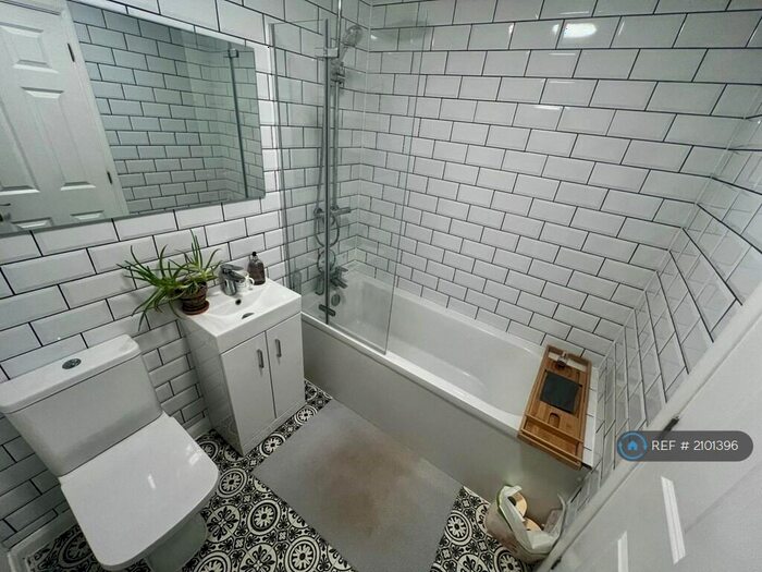 4 Bedroom Terraced House To Rent In Cudworth Drive, Mapperley, Nottingham, NG3