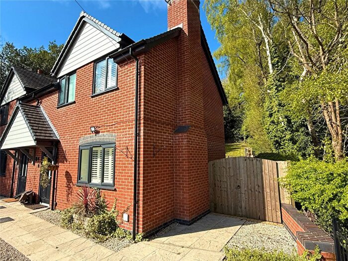 3 Bedroom Semi-Detached House For Sale In Fivefield Road, Keresley End, Coventry, West Midlands, CV7
