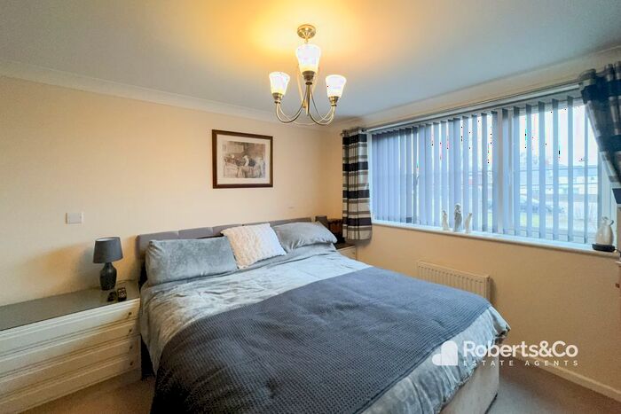 2 Bedroom Flat To Rent In Woodville Court, Penwortham, PR1