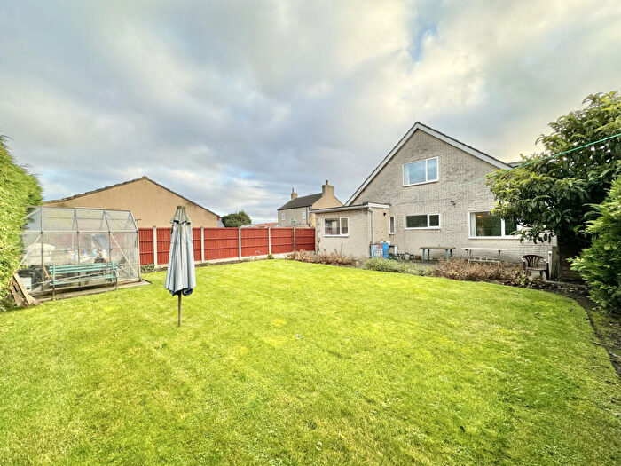 4 Bedroom Detached House For Sale In Selby Road, Garforth, LS25
