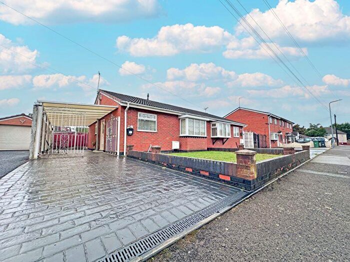 2 Bedroom Bungalow For Sale In Brookfield Way, Tipton, DY4