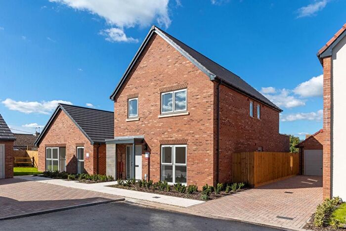 4 Bedroom Detached House For Sale In Kempster's Reach, Worton, Devizes, SN10