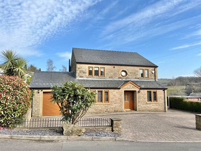 4 Bedroom Detached House For Sale In New Road, Tintwistle, Glossop, SK13