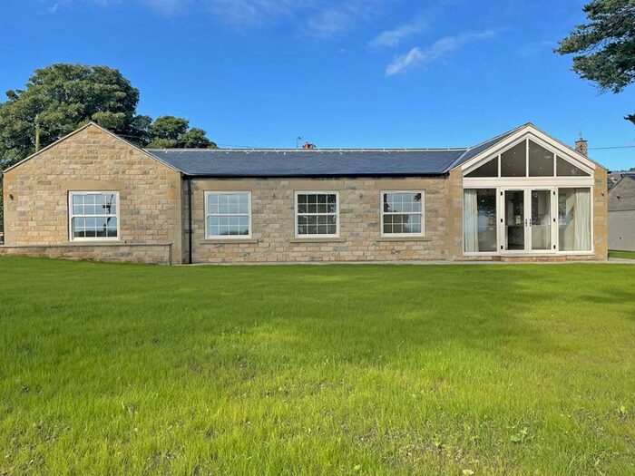 4 Bedroom Detached Bungalow To Rent In Barrowby Lane, Kirkby Overblow, Harrogate, HG3