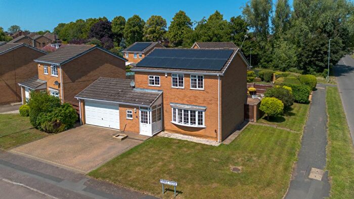 4 Bedroom Detached House For Sale In Gable Close, Daventry, NN11