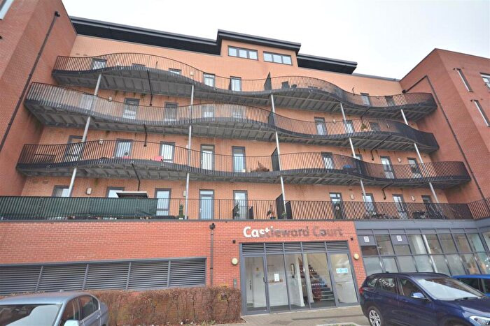 2 Bedroom Apartment To Rent In Castleward Court, Trinity Walk, Derby, DE1