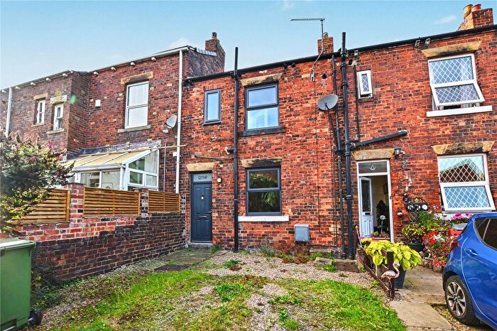 2 Bedroom Terraced House For Sale In Lands Buildings, Ossett, West Yorkshire, WF5