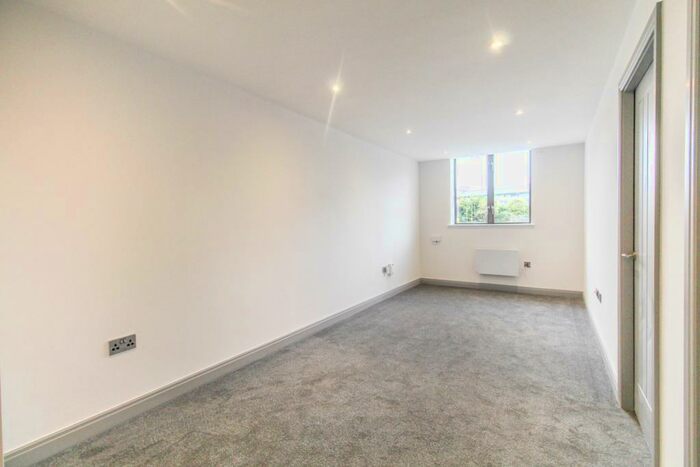 1 Bedroom Flat To Rent In Liv Apartments, Bradford, BD1