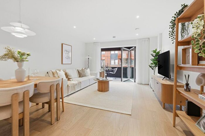 2 Bedroom Flat For Sale In The Cooper Building Wharf Road, Hackney, N1