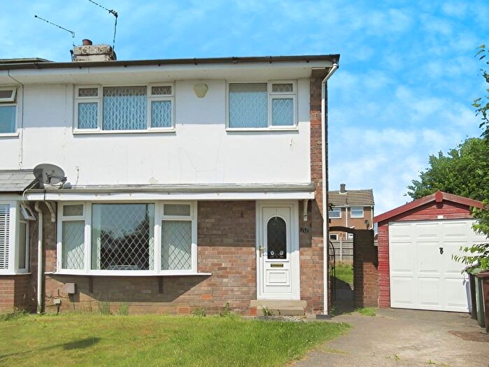 3 Bedroom Semi-Detached House To Rent In Richmond Way, Garforth, Leeds, LS25