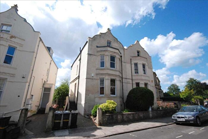 8 Bedroom End Of Terrace House To Rent In All Saints Road, Clifton, Bristol, BS8