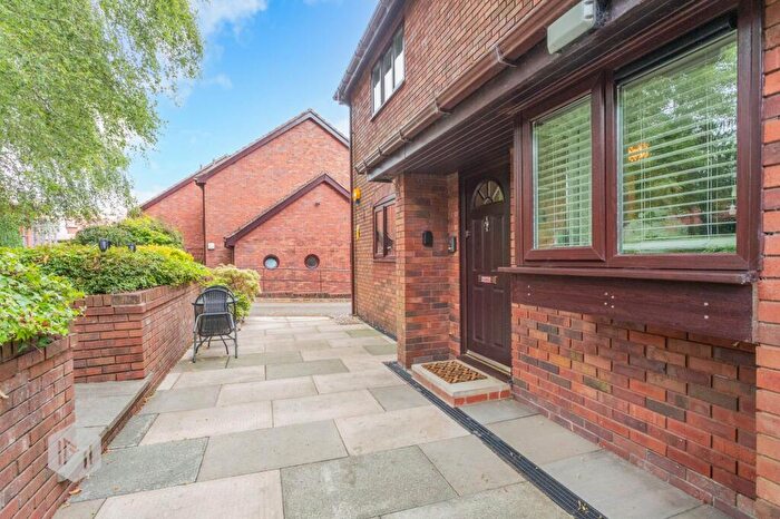 2 Bedroom Property For Sale In Greenmount Court, Bolton, BL1
