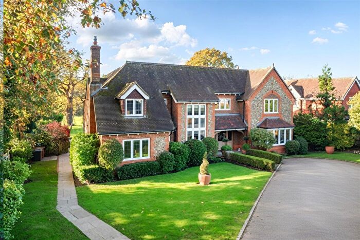 5 Bedroom Property For Sale In Perry Hill, Worplesdon, Guildford, GU3