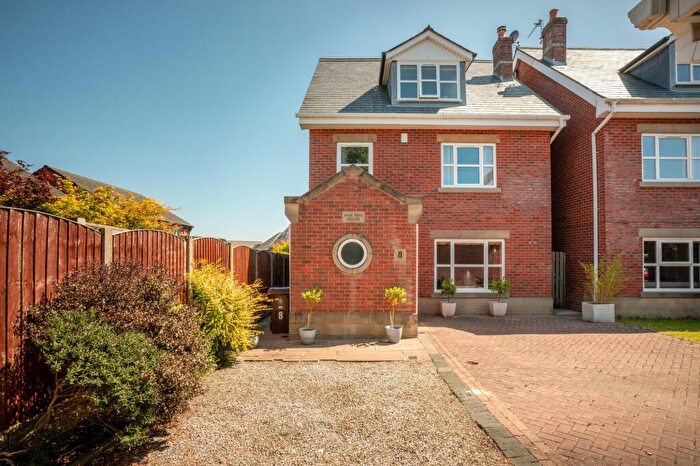 4 Bedroom Detached House For Sale In The Woodlands, Lathom, L40