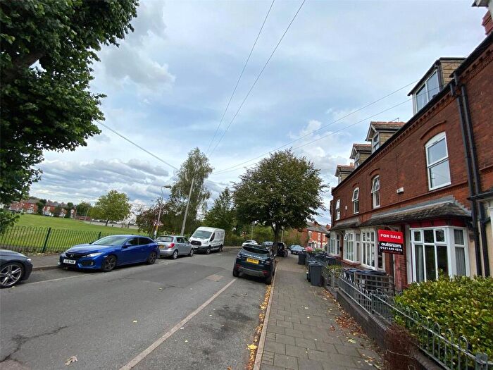 3 Bedroom Terraced House For Sale In Birchwood Crescent, Balsall Heath, Birmingham, B12