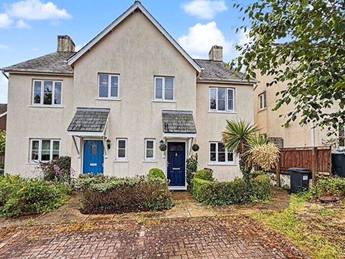3 Bedroom Semi Detached House For Sale In Caversham Close, Christow, EX6
