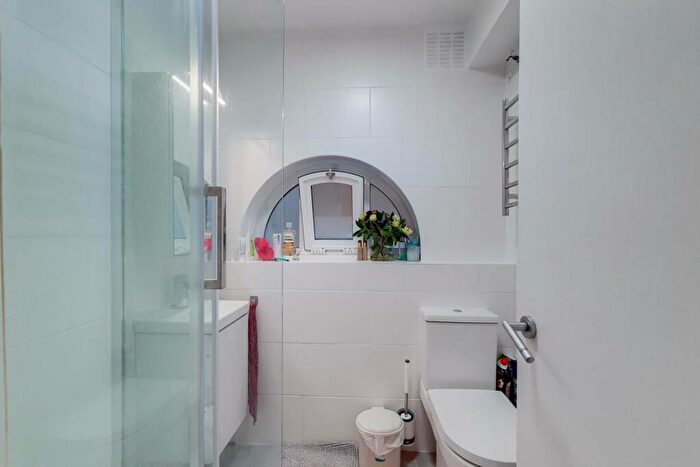 1 Bedroom Flat To Rent In Fellows Road, Belsize Park, London, NW3