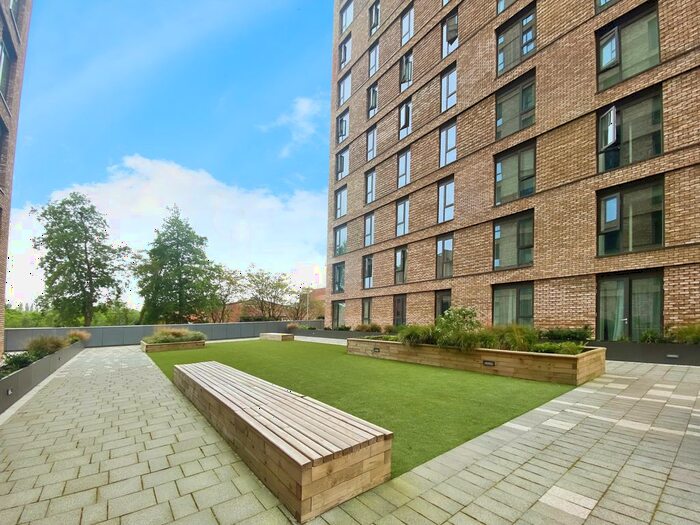 2 Bedroom Flat To Rent In Wharf End, Trafford Park, Manchester, M17