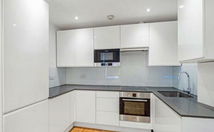 1 Bedroom Flat To Rent In Chippenham Road, London, W9