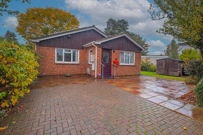 2 Bedroom Detached Bungalow For Sale In Pearmain Close, Shepperton, TW17