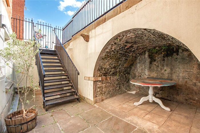 2 Bedroom Apartment For Sale In St. Paul Street, Bristol, BS2