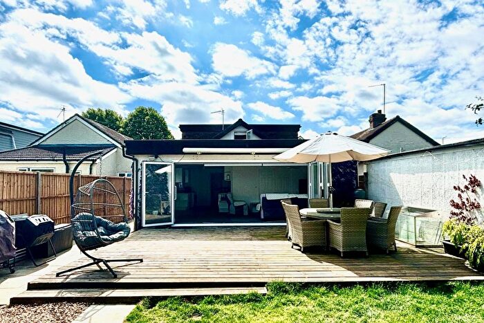4 Bedroom Detached House For Sale In Rusham Road, Egham, Surrey, TW20
