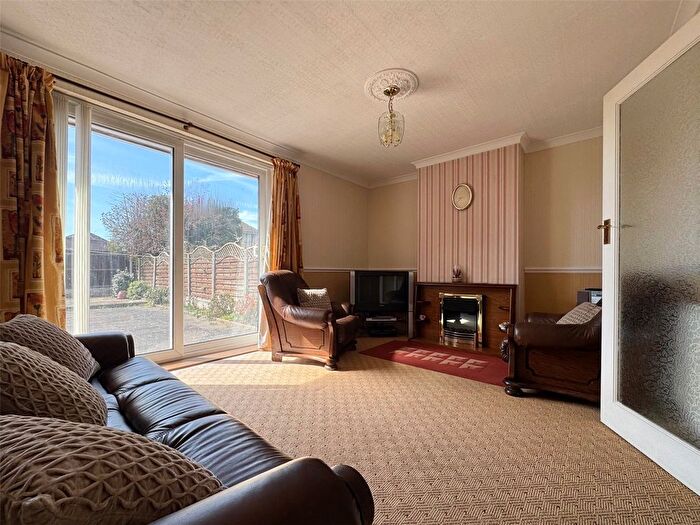 2 Bedroom Bungalow For Sale In Marcot Road, Solihull, West Midlands, B92