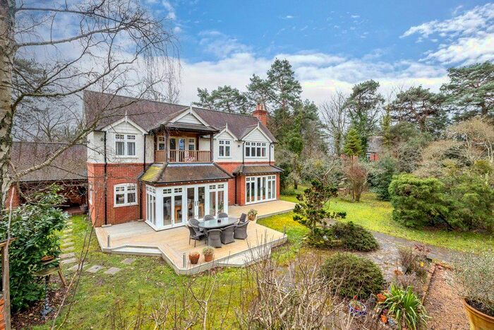 5 Bedroom Property For Sale In Lockhams Road, Curdridge, Southampton, Hampshire, SO32