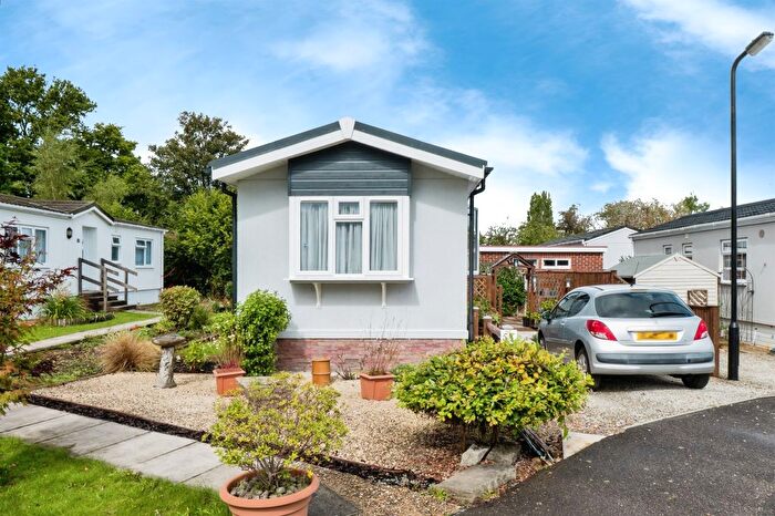 1 Bedroom Mobile/park Home For Sale In Avondale Park, Colden Common, Winchester, SO21