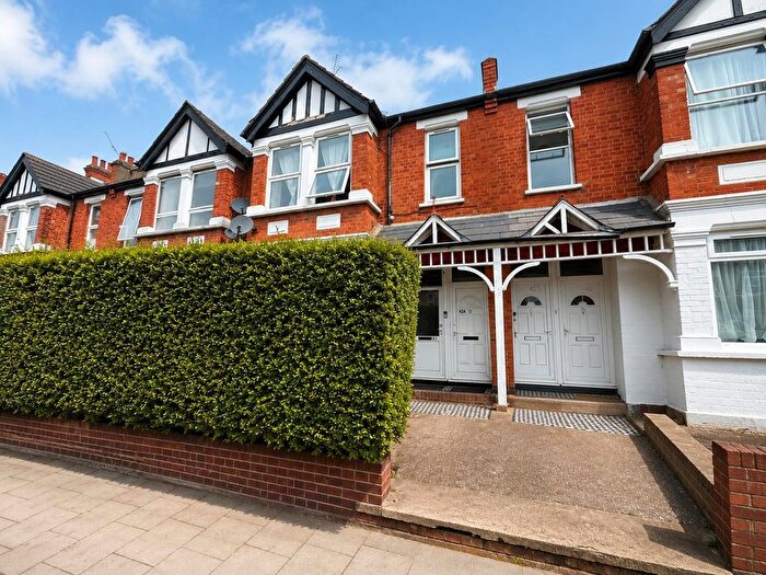 3 Bedroom Flat To Rent In Vaughan Road, Harrow, HA1