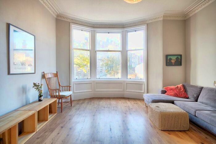 1 Bedroom Flat To Rent In Woodlands Road, Woodlands, Glasgow, G3