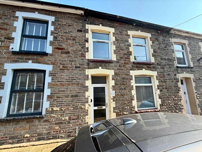 3 Bedroom Terraced House For Sale In Brewery Street, Pontygwaith, CF43