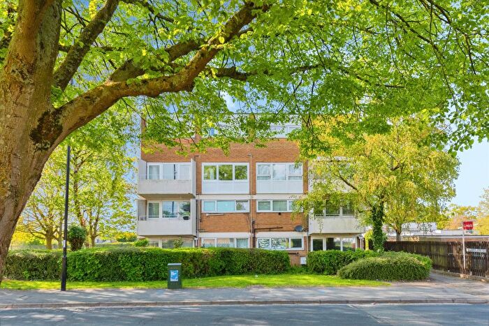 1 Bedroom Flat For Sale In William Mccool Close, Binley, Coventry, CV3