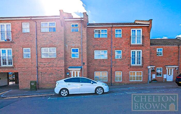 2 Bedroom Flat To Rent In Hoxne Court, St Edmonds Rd, Abington, Northampton, NN1