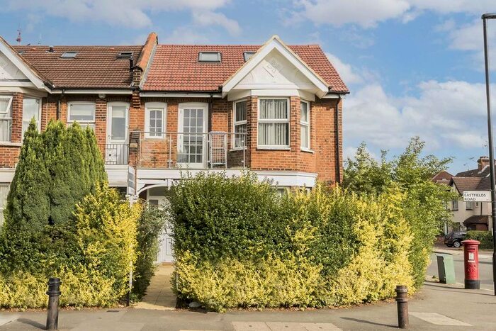 3 Bedroom Flat To Rent In Eastfields Road, London, W3