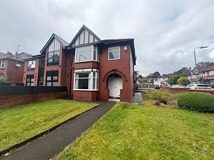 3 Bedroom Semi Detached House To Rent In Blackburn Road, BL1