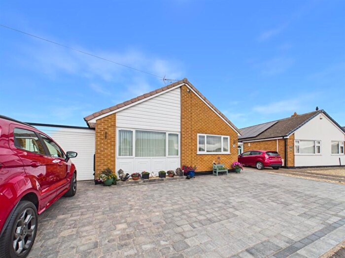 2 Bedroom Detached Bungalow For Sale In The Glade, Sandilands, LN12