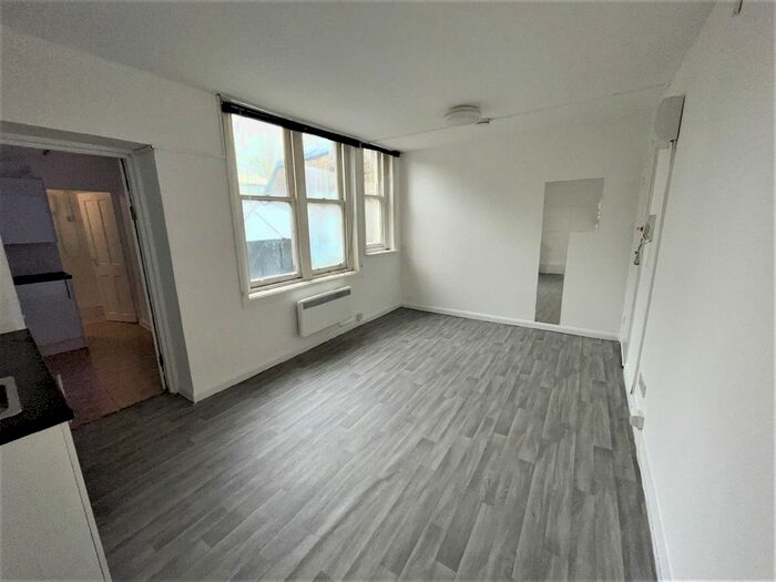 Studio To Rent In Lewisham High Street, London, SE13