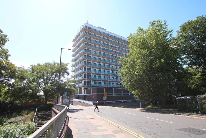 1 Bedroom Flat For Sale In Wellington Street, Northampton, NN1