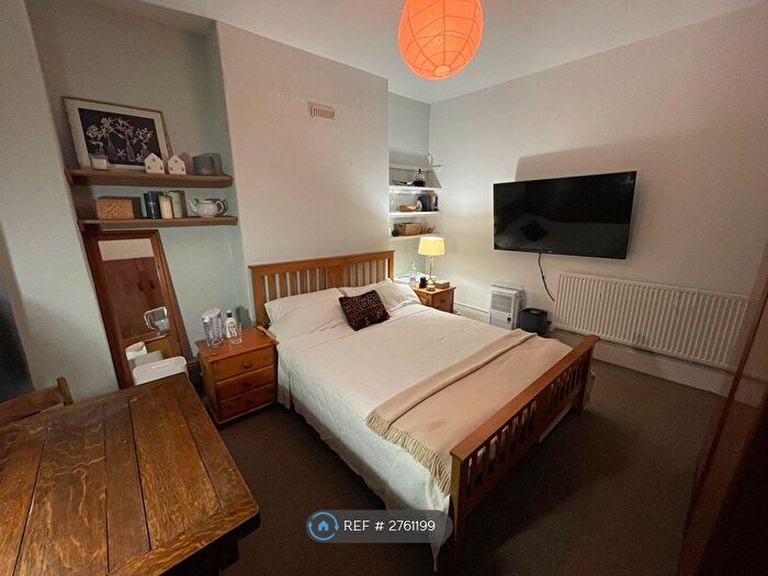 5 Bedroom Terraced House To Rent In Arran St, Cardiff, CF24