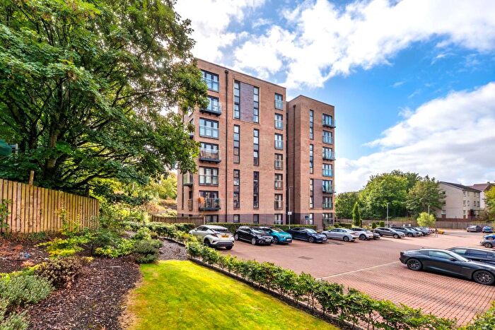 3 Bedroom Apartment For Sale In Dorchester Avenue, Kelvindale, Glasgow, G12