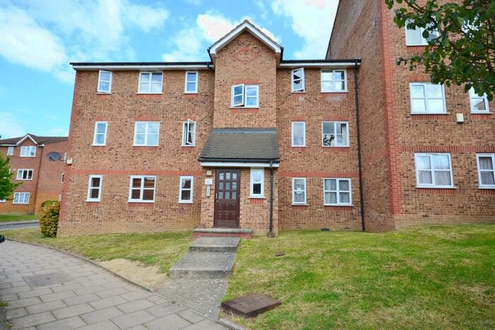 Studio To Rent In John Williams Close, London, SE14