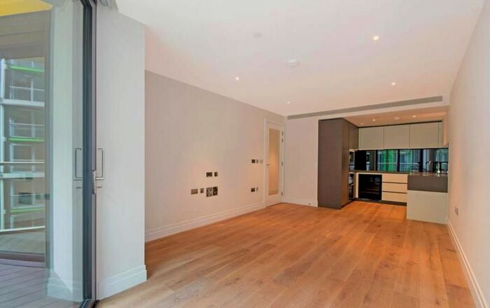 2 Bedroom Flat To Rent In Riverlight Quay, Nine Elms Lane, Nine Elms, SW8