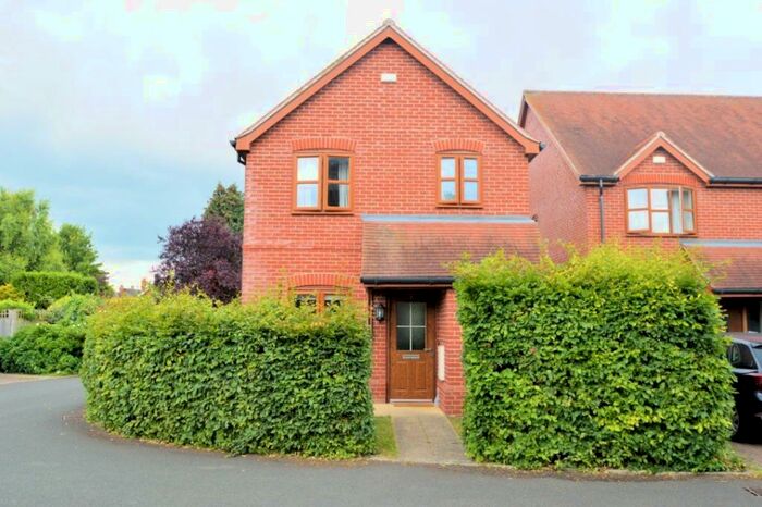 3 Bedroom Detached House To Rent In Willow Close, Station Road, Cholsey, Oxfordshire, OX10