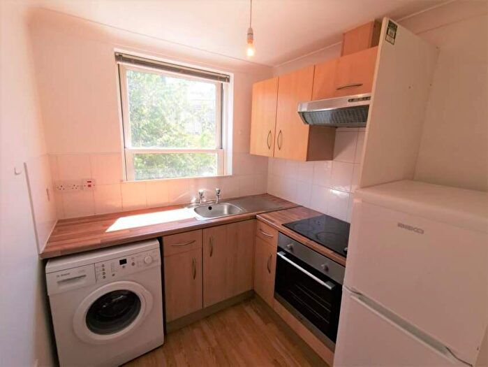 Flat To Rent In Rosehill Terrace, Brighton, East Sussex, BN1