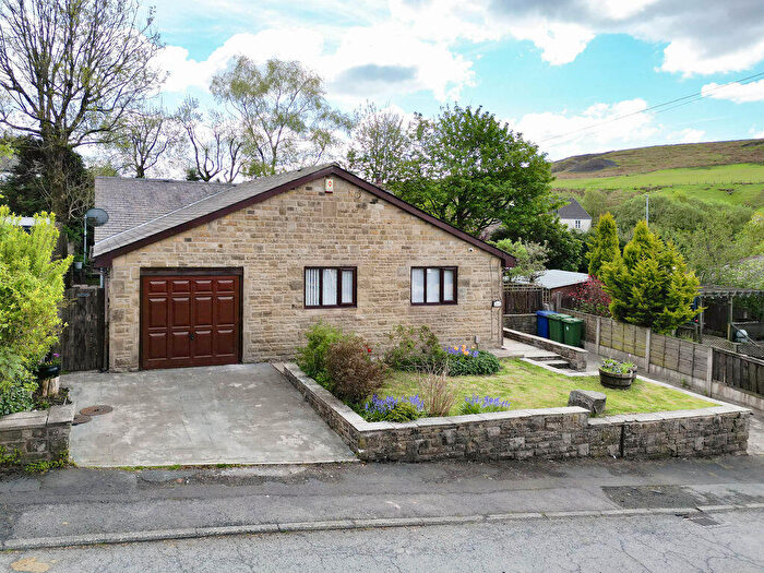 4 Bedroom Bungalow For Sale In Edge Lane, Bacup, OL13