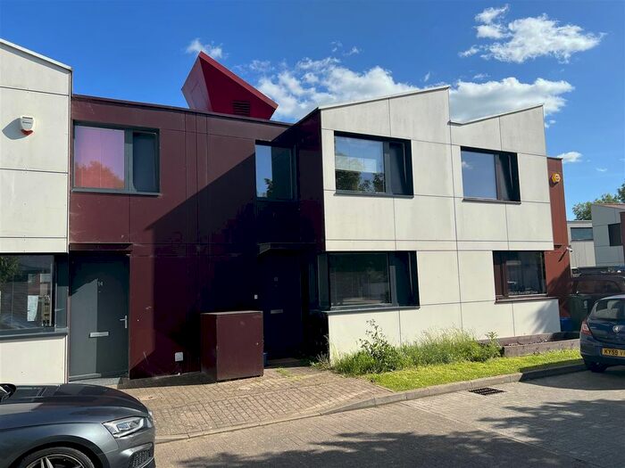 2 Bedroom Property To Rent In Swanson Drive, Oxley Park, Milton Keynes, MK4