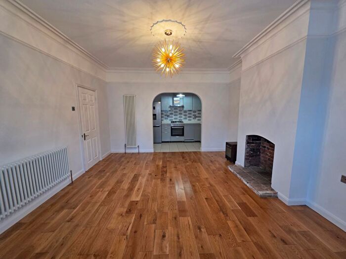 1 Bedroom Flat To Rent In Studley Road, Luton, LU3