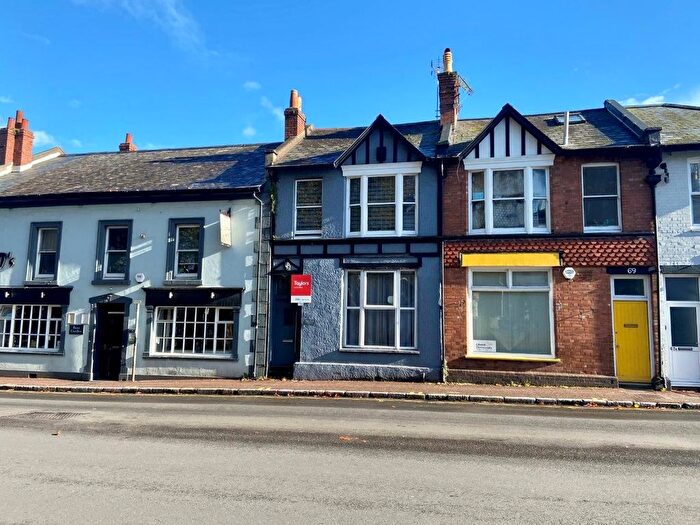 2 Bedroom Flat To Rent In Belgrave Road, Torquay, TQ2