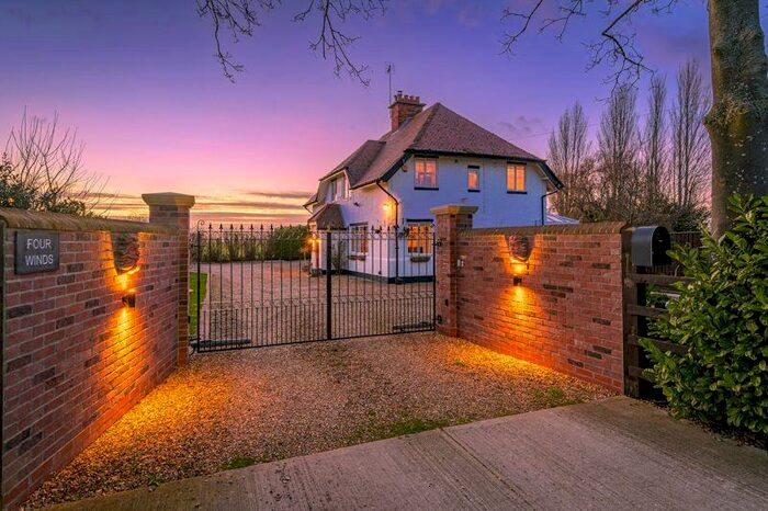 5 Bedroom Detached House For Sale In Mill Lane, Newton-In-The-Isle, Cambridgeshire, PE13